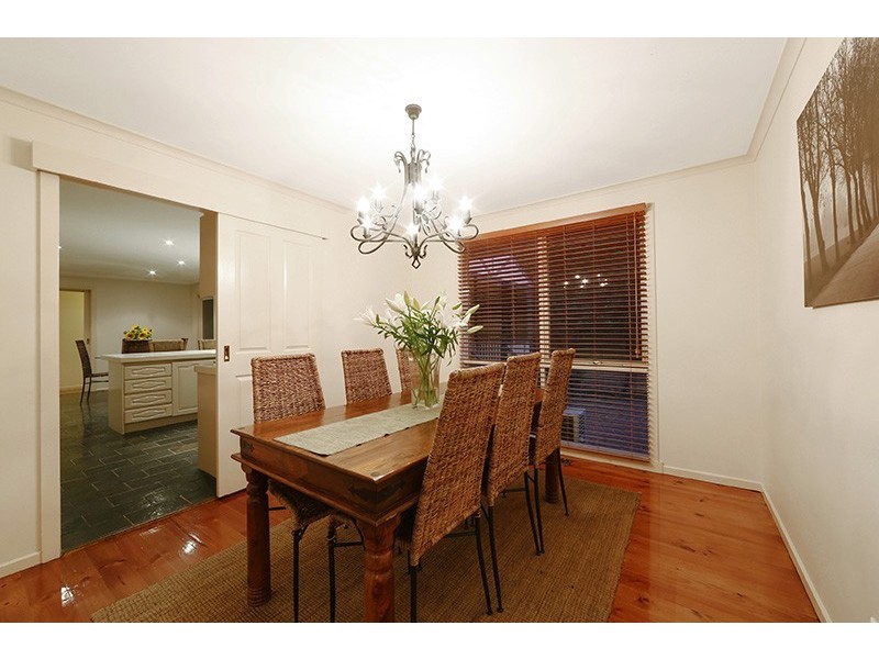 18 Salerno Way, Rowville VIC 3178