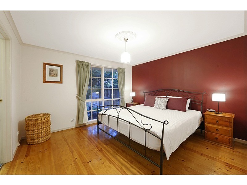 18 Salerno Way, Rowville VIC 3178