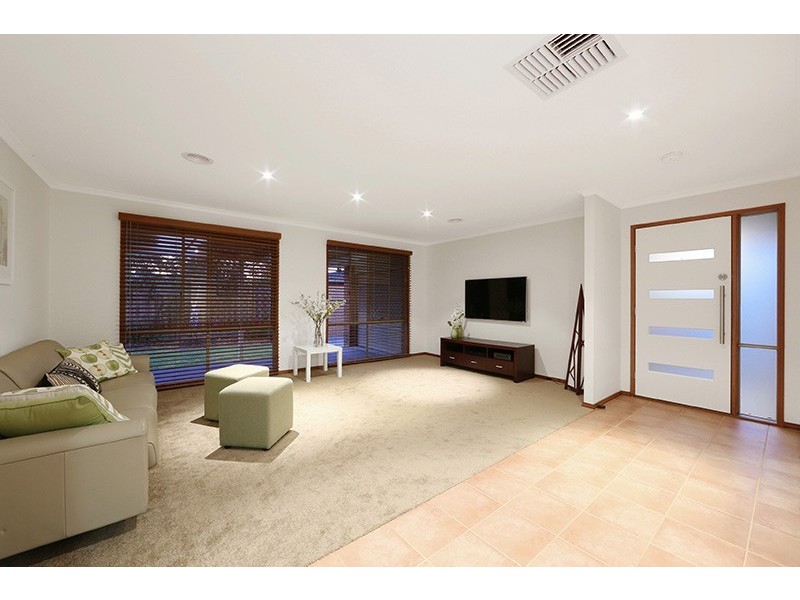 7 Pennycross Court, Rowville VIC 3178