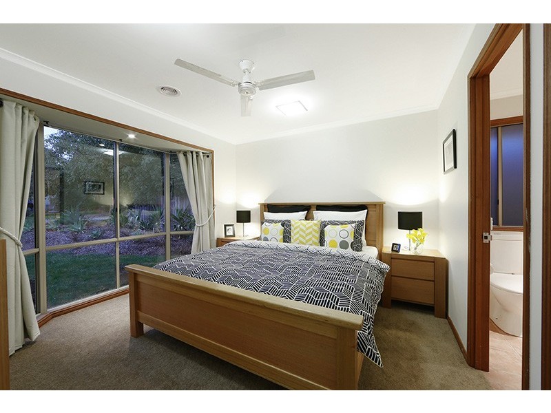 7 Pennycross Court, Rowville VIC 3178