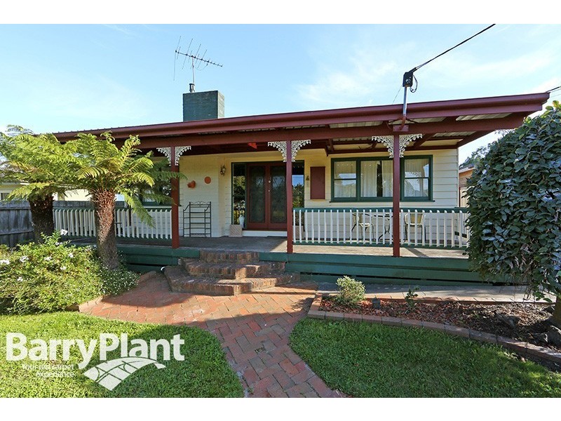 48 Silverton Drive, Ferntree Gully VIC 3156