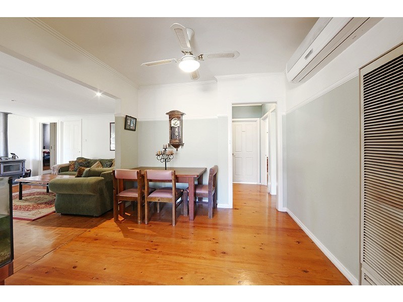 48 Silverton Drive, Ferntree Gully VIC 3156