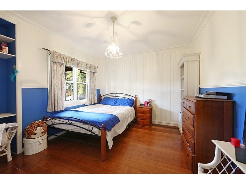 48 Silverton Drive, Ferntree Gully VIC 3156