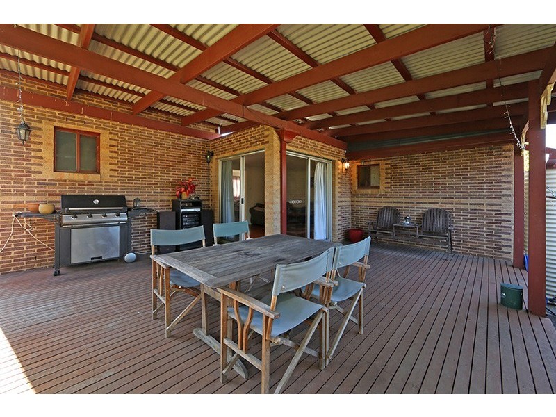 48 Silverton Drive, Ferntree Gully VIC 3156