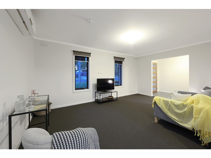 1/4 Third Avenue, Rowville VIC 3178