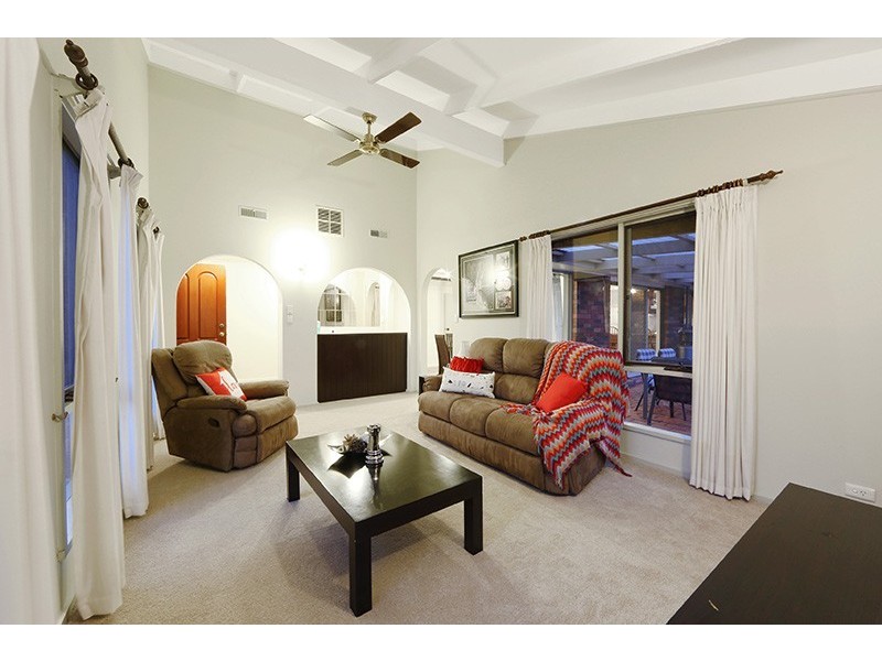 28 Taupo Crescent, Rowville VIC 3178