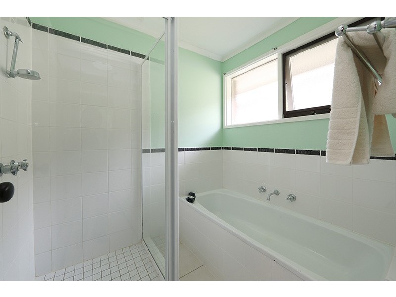 28 Taupo Crescent, Rowville VIC 3178