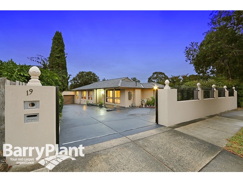 19 Carrara Road, Rowville VIC 3178