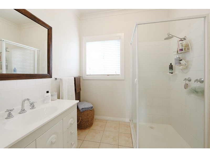 34 Napoleon Road, Ferntree Gully VIC 3156