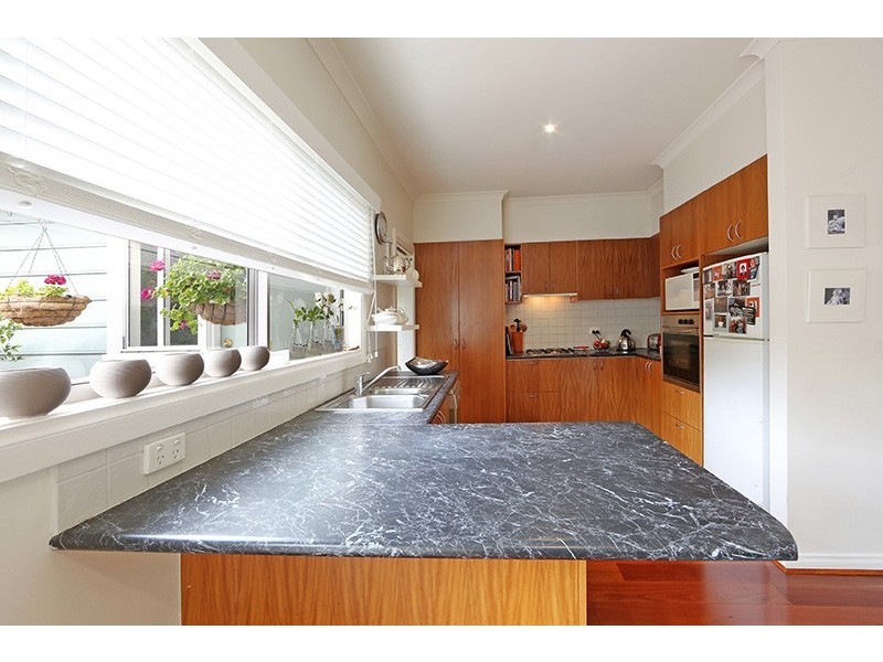 34 Napoleon Road, Ferntree Gully VIC 3156