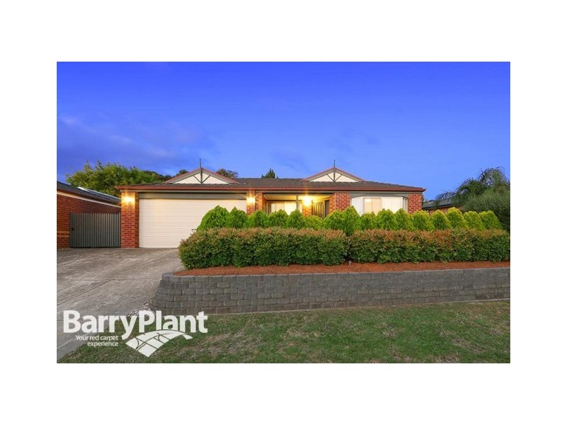 13 Wallingford Place, Rowville VIC 3178