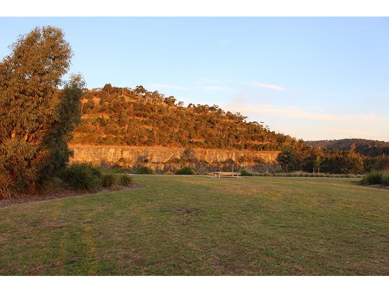 18 Stringybark Drive, Ferntree Gully VIC 3156