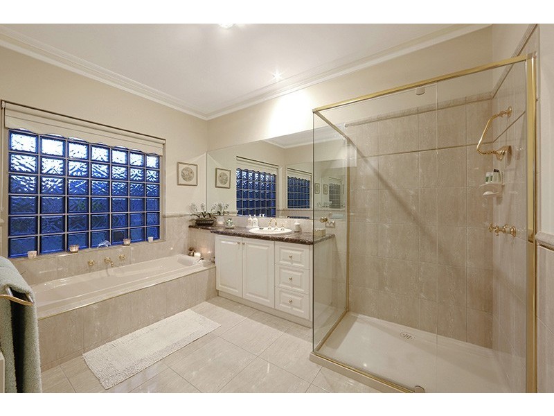 50 Grange Drive, Lysterfield VIC 3156