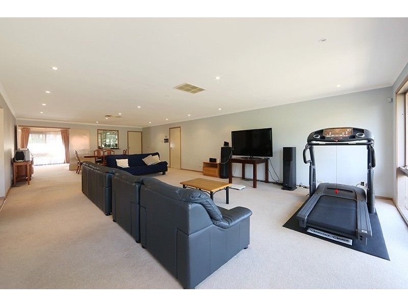 3 Timbertop Drive, Rowville VIC 3178