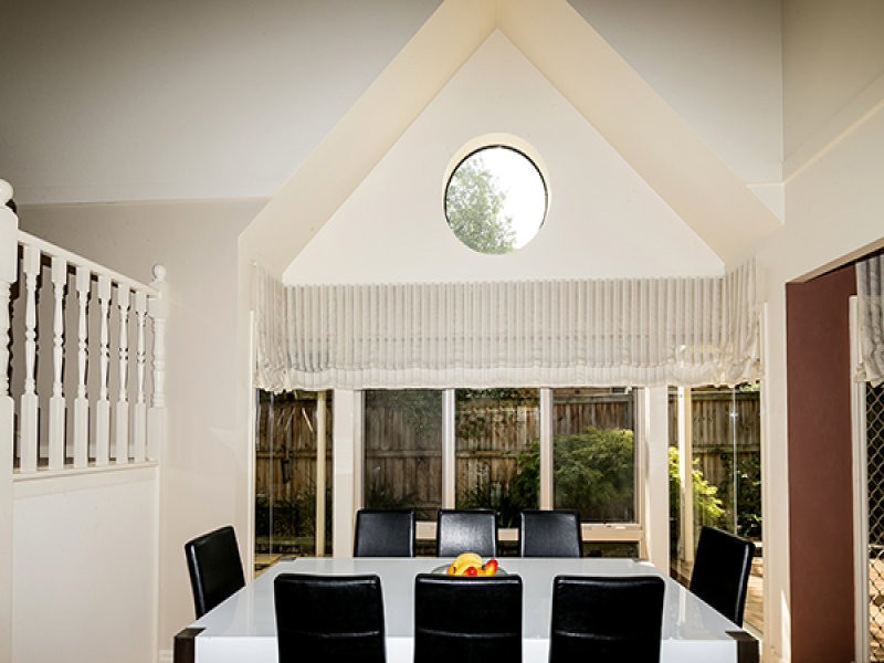 26 Sovereign Crest Boulevard, Rowville VIC 3178