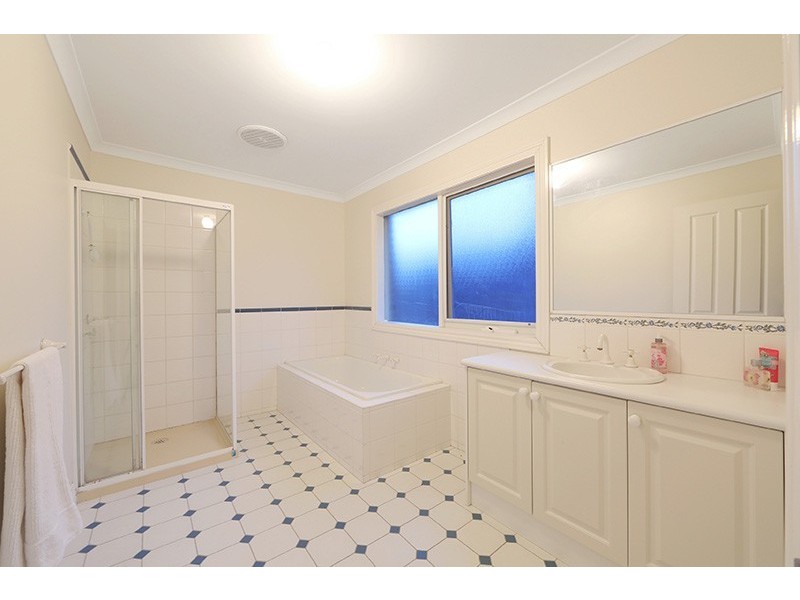 6 The Lookout, Lysterfield VIC 3156