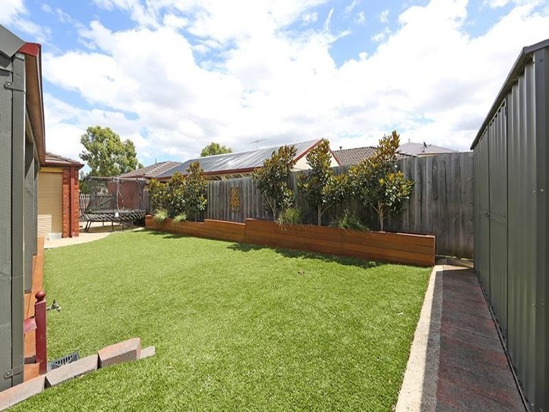 13 Wallingford Place, Rowville VIC 3178