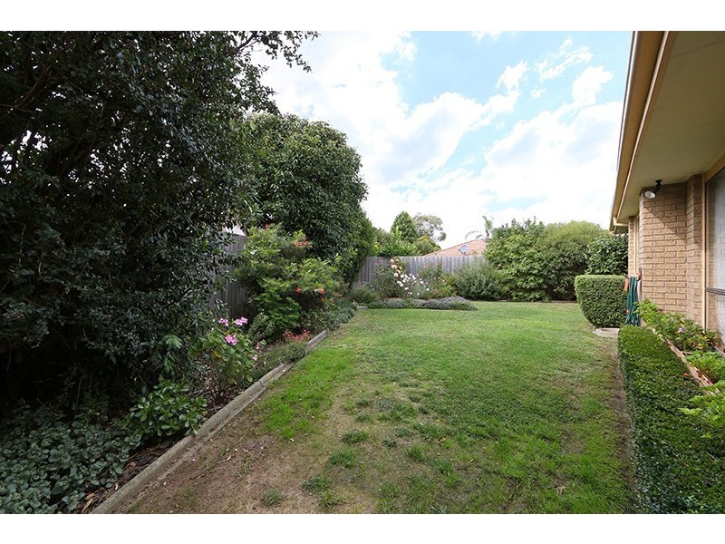 16 Linnel Court, Rowville VIC 3178