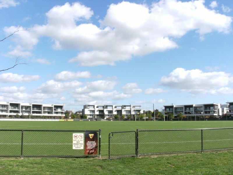 63 Waverley Park Drive, Mulgrave VIC 3170