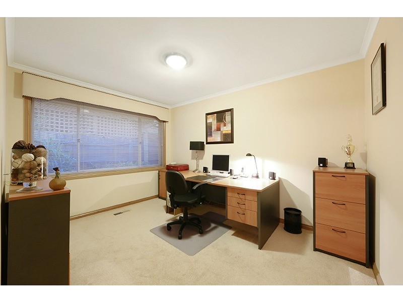 79 Mantung Crescent, Rowville VIC 3178