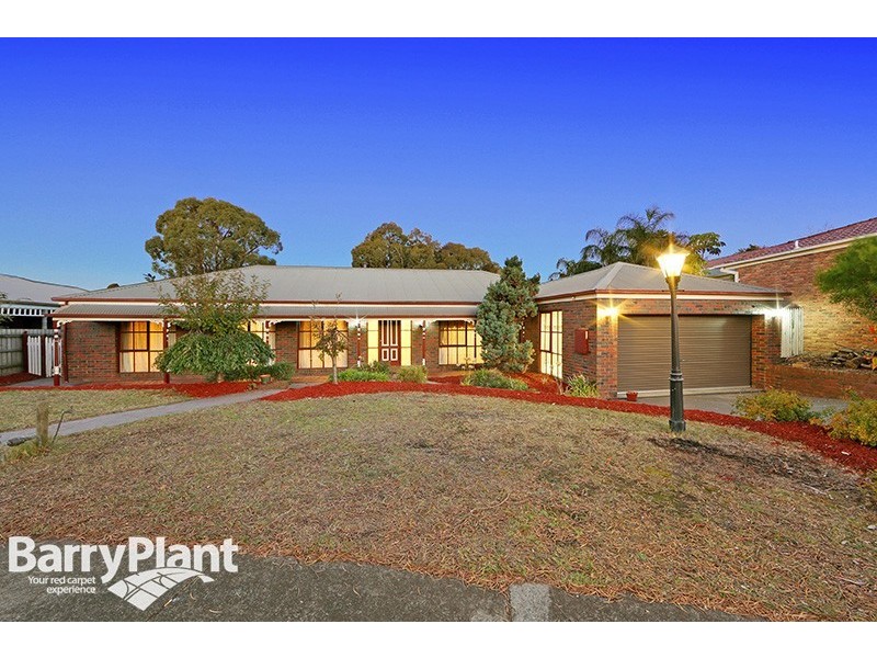 4 Miramah Close, Rowville VIC 3178