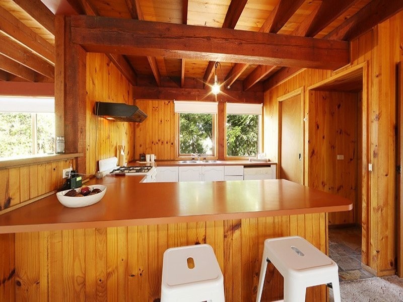 32 Crestdale Road, Wantirna VIC 3152