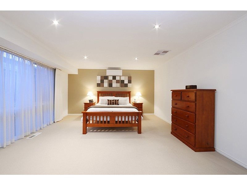 3 Salerno Way, Rowville VIC 3178