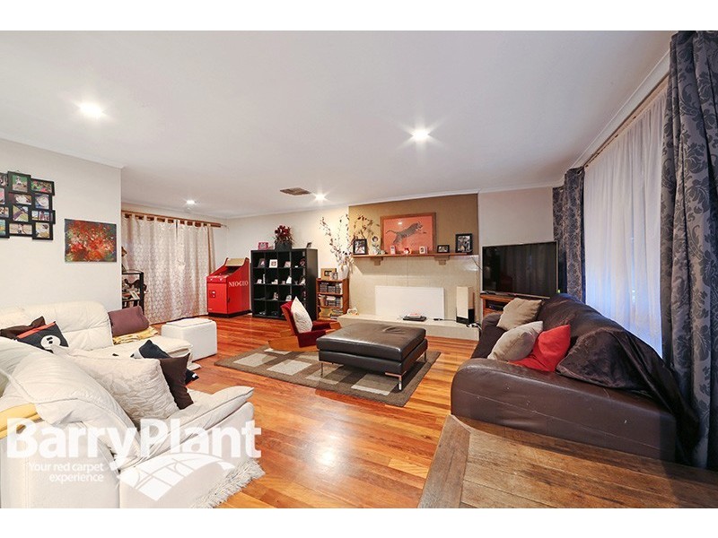 5 Avenel Place, Endeavour Hills VIC 3802