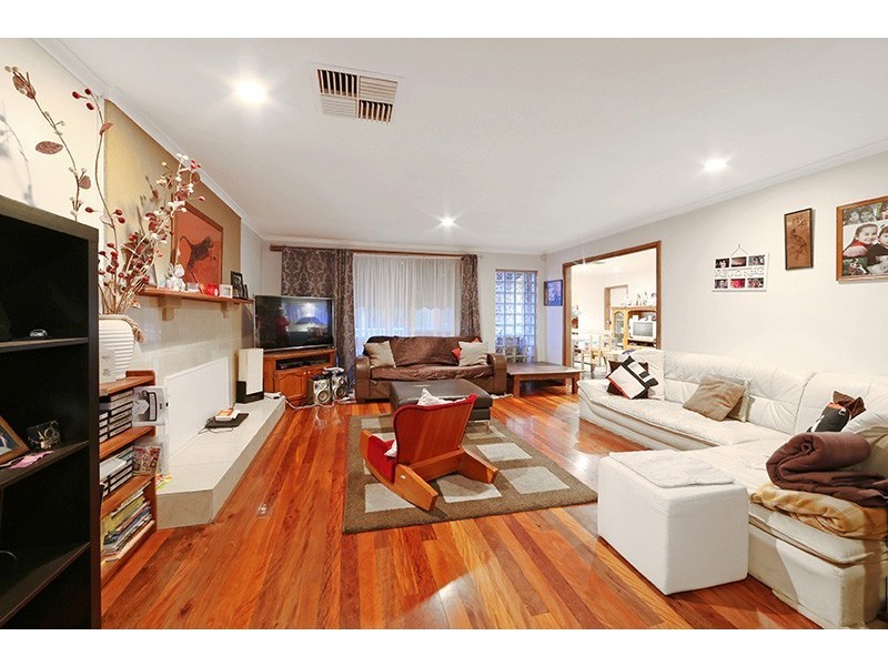 5 Avenel Place, Endeavour Hills VIC 3802