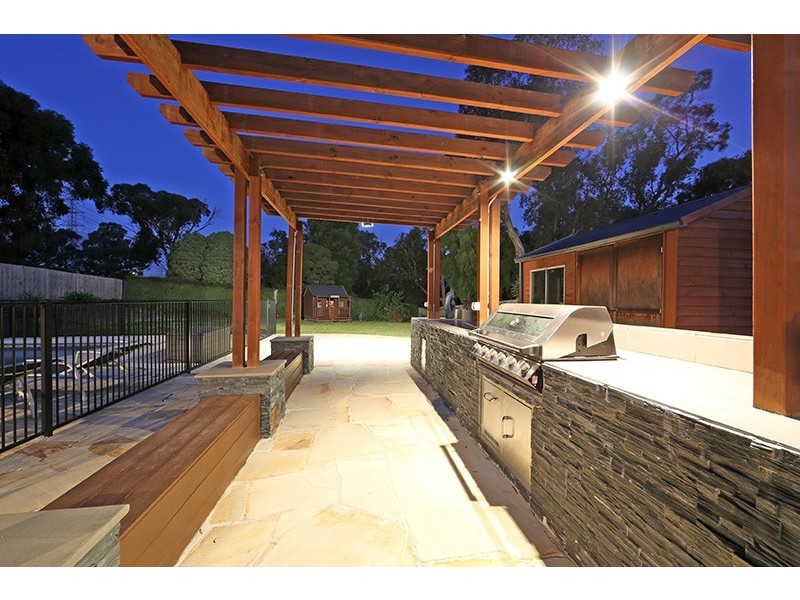 3 Tetragona Quadrant, Rowville VIC 3178