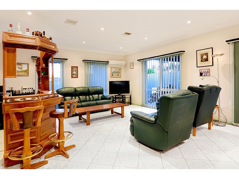 5 Wyandra Way, Rowville VIC 3178