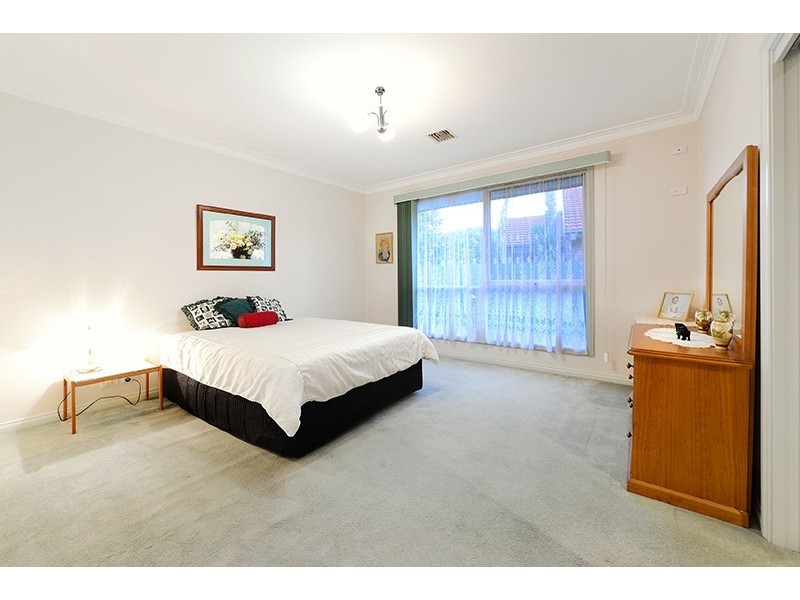 5 Wyandra Way, Rowville VIC 3178