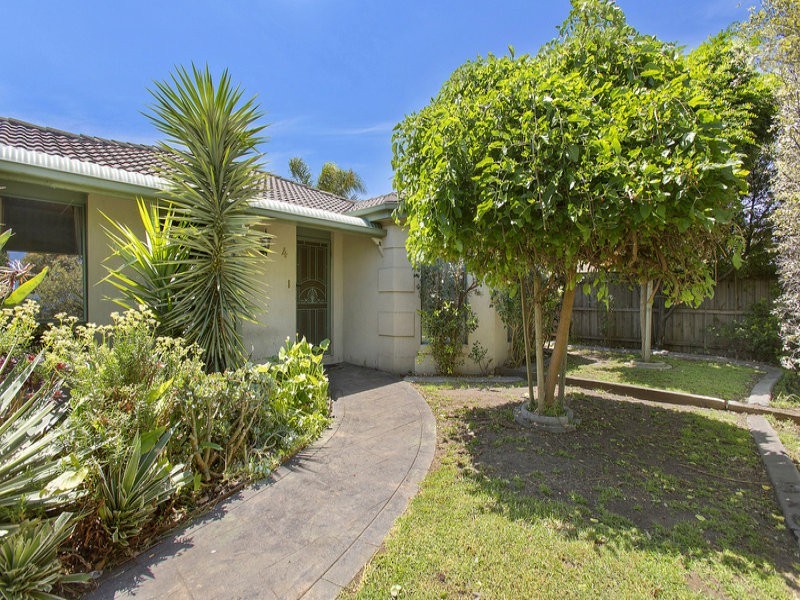 4 Dell Street, Narre Warren VIC 3805