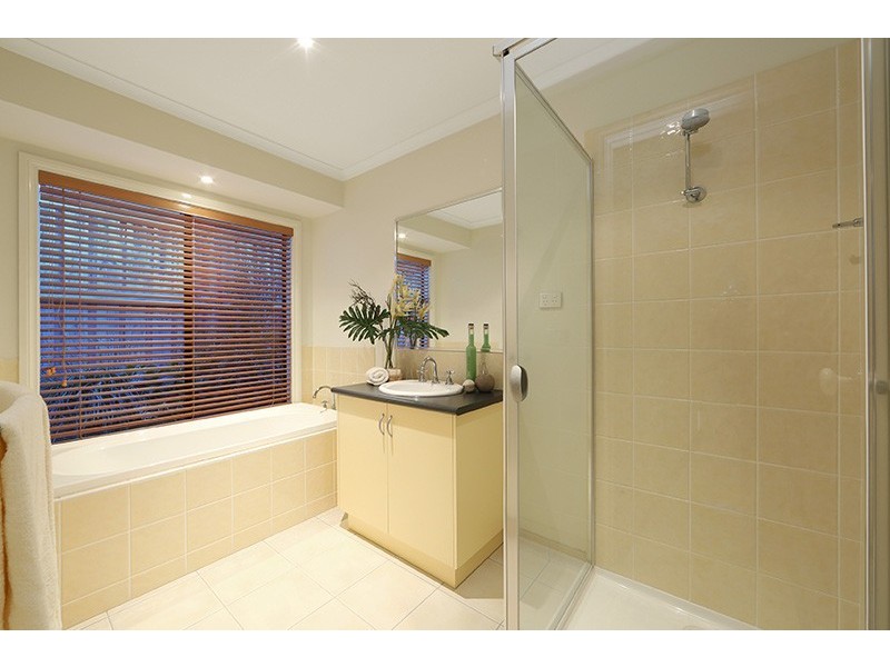 7 Golding Avenue, Rowville VIC 3178