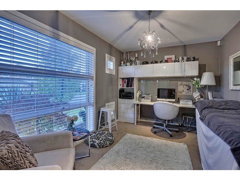 18 Kilcatten Rise, Rowville VIC 3178