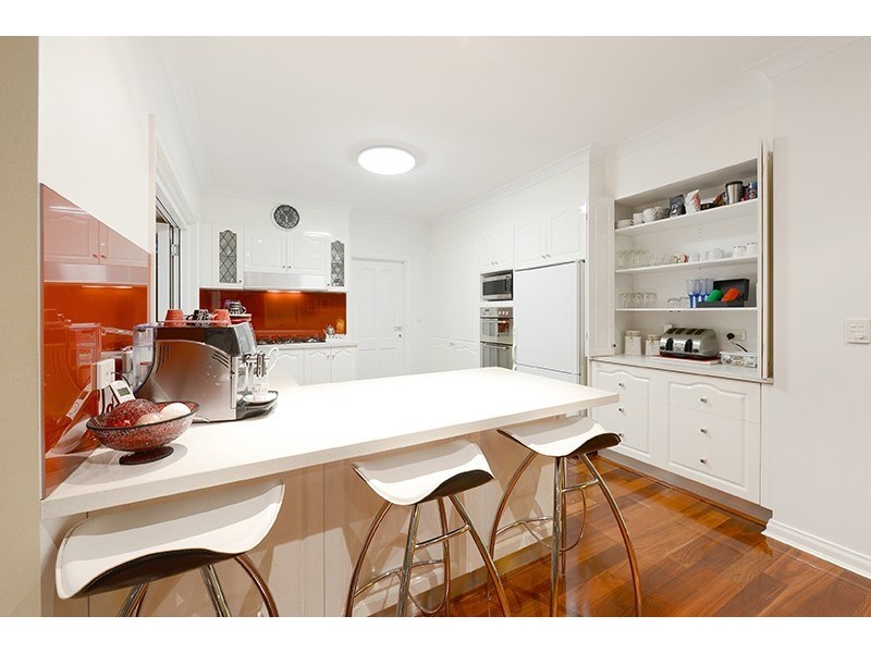 4 Dean Close, Rowville VIC 3178