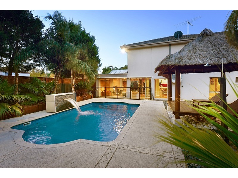 4 Dean Close, Rowville VIC 3178