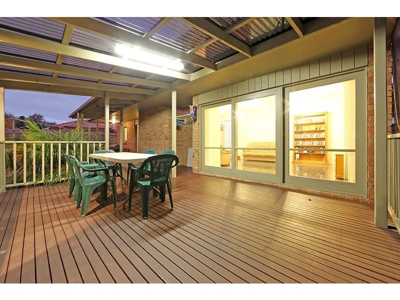 31 Buckingham Drive, Rowville VIC 3178
