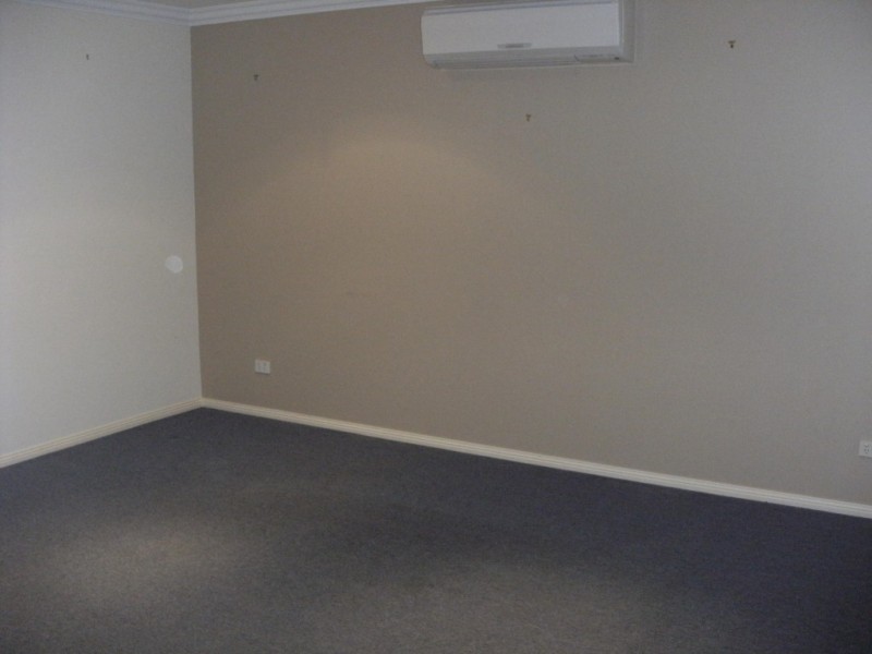 4/8 Stamford Crescent, Rowville VIC 3178