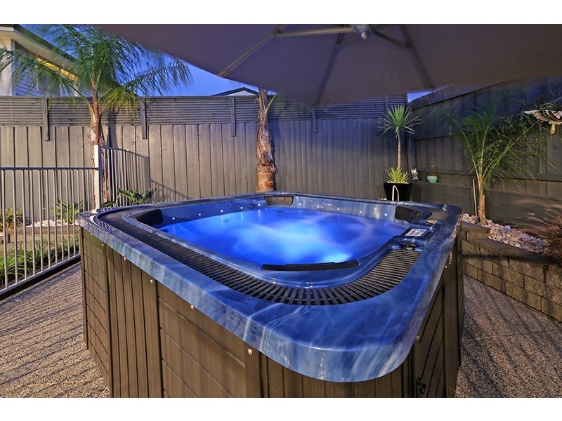 14 Kilcatten Rise, Rowville VIC 3178