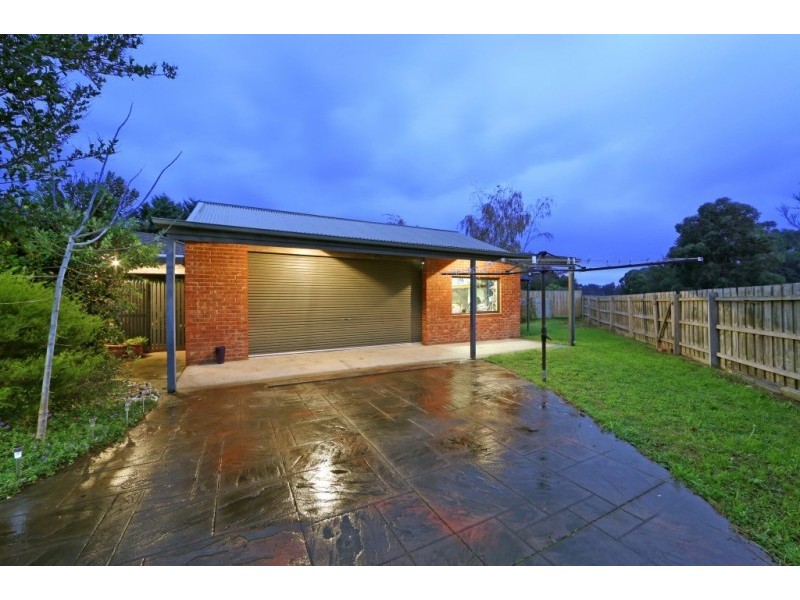 9 Easton Court, Ferntree Gully VIC 3156