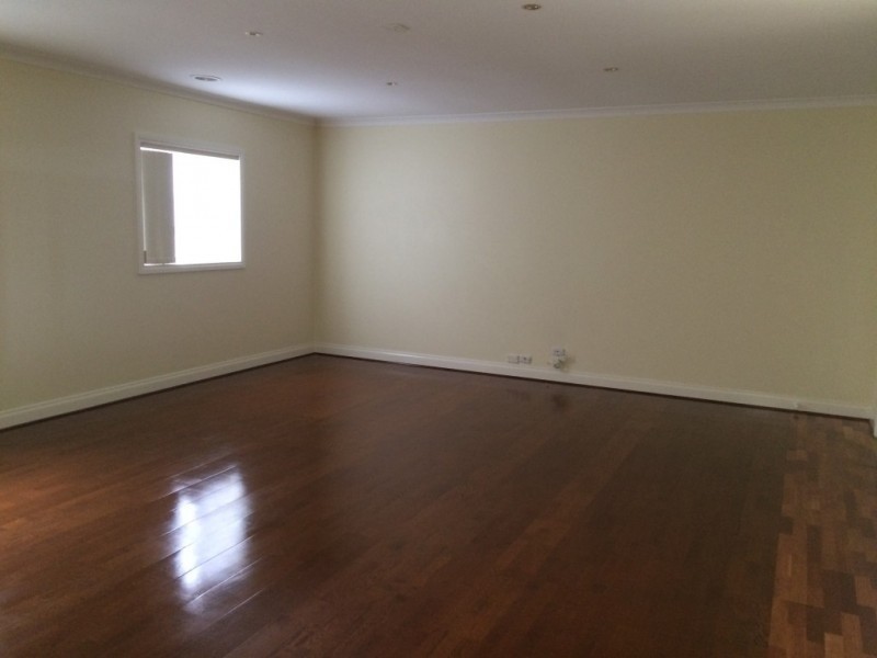 16 Eureka Crescent, Narre Warren South VIC 3805