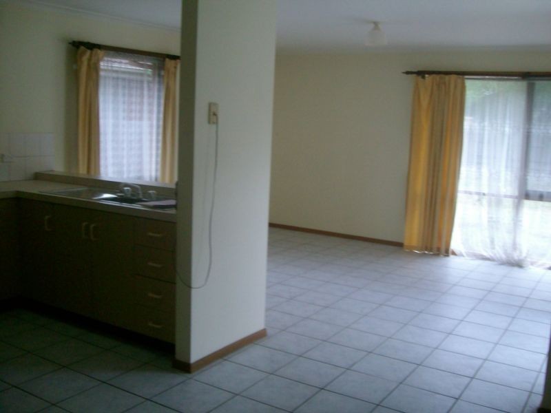 20 Lambourne Avenue, Rowville VIC 3178