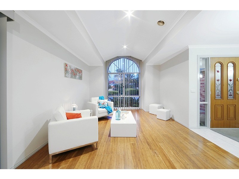 7 Emperor Place, Rowville VIC 3178