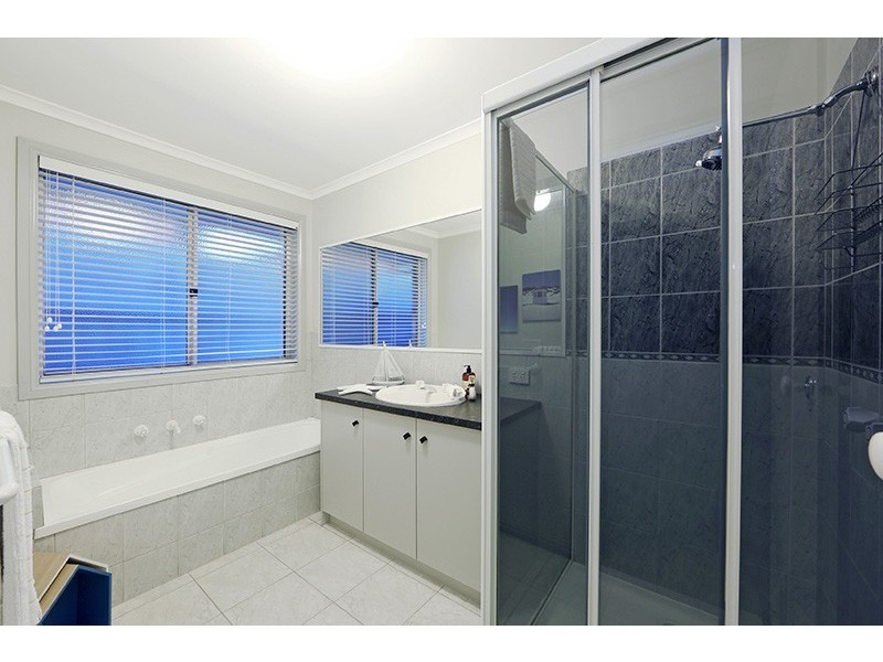 7 Emperor Place, Rowville VIC 3178