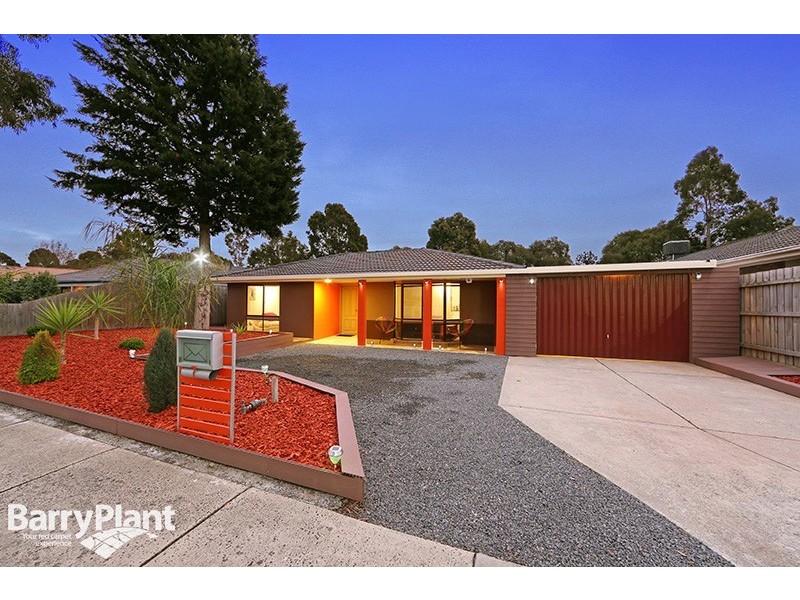 7 Metcalf Cres, Rowville VIC 3178