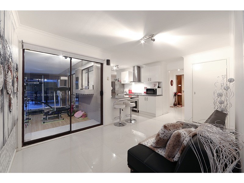 7 Metcalf Cres, Rowville VIC 3178