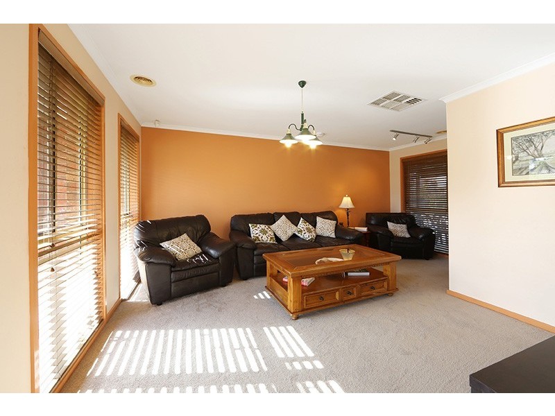 67 Hancock Drive, Ferntree Gully VIC 3156