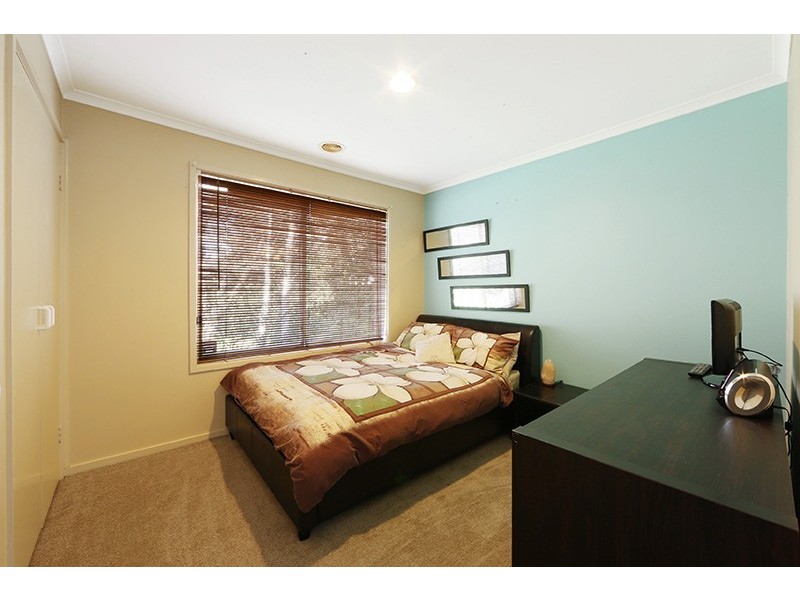 67 Hancock Drive, Ferntree Gully VIC 3156