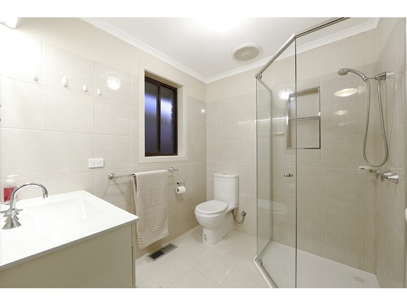 294 Dandelion Drive, Rowville VIC 3178